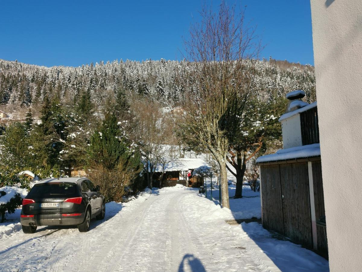 Gites Les Grandes Voies - Cle Vacances Le Menil ภายนอก รูปภาพ