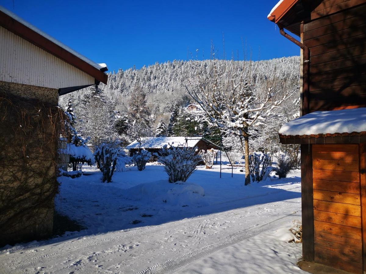 Gites Les Grandes Voies - Cle Vacances Le Menil ภายนอก รูปภาพ