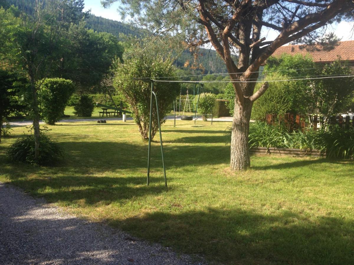 Gites Les Grandes Voies - Cle Vacances Le Menil ภายนอก รูปภาพ